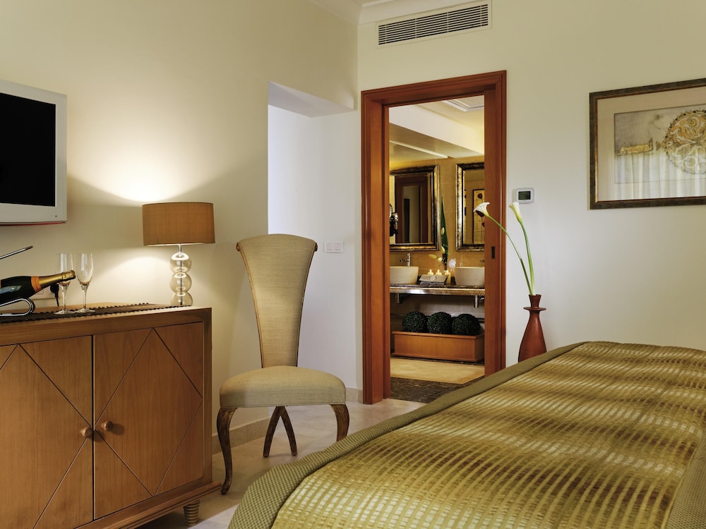 Mövenpick Resort & Marine Spa Sousse — Hotel rooms in Sousse, Sousse