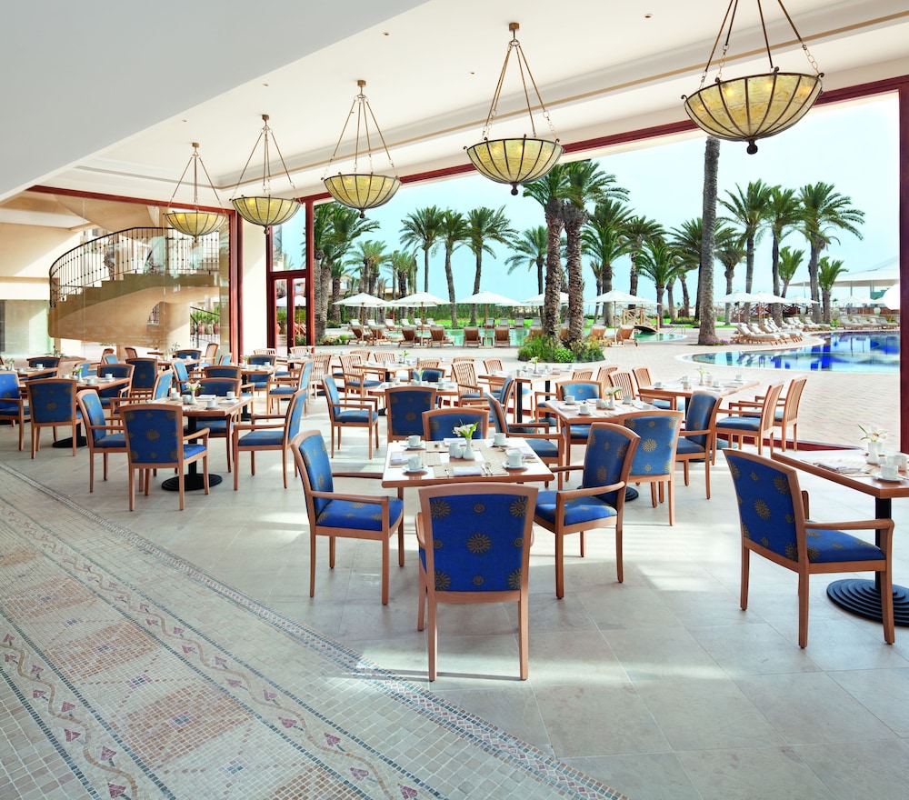 Mövenpick Resort & Marine Spa Sousse — Restaurant & bars in Sousse, Sousse