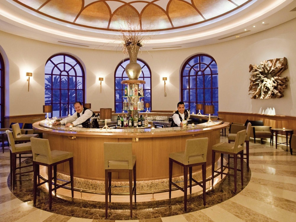 Mövenpick Resort & Marine Spa Sousse — Restaurant & bars in Sousse, Sousse
