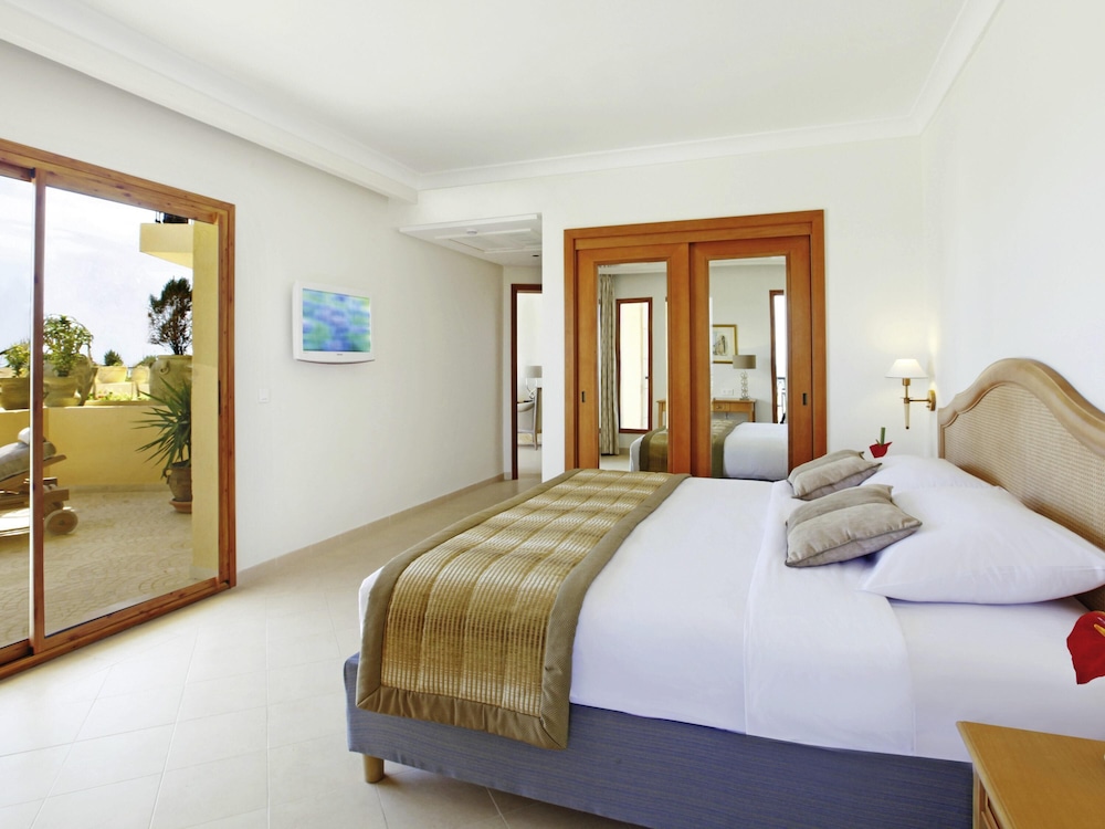 Mövenpick Resort & Marine Spa Sousse — Hotel rooms in Sousse, Sousse