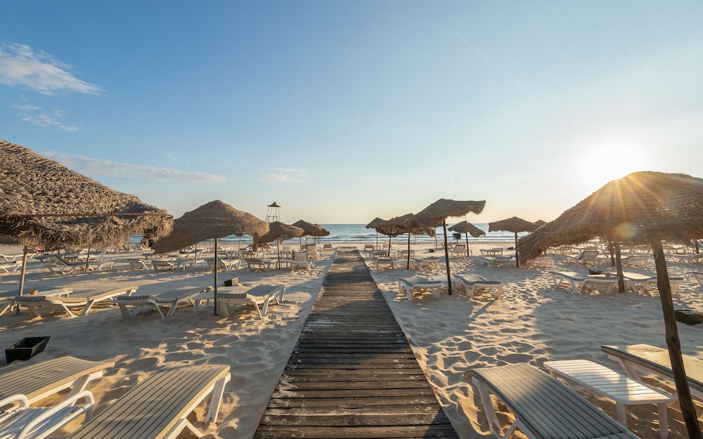 Hotel Marhaba Beach — Beach in Sousse, Sousse