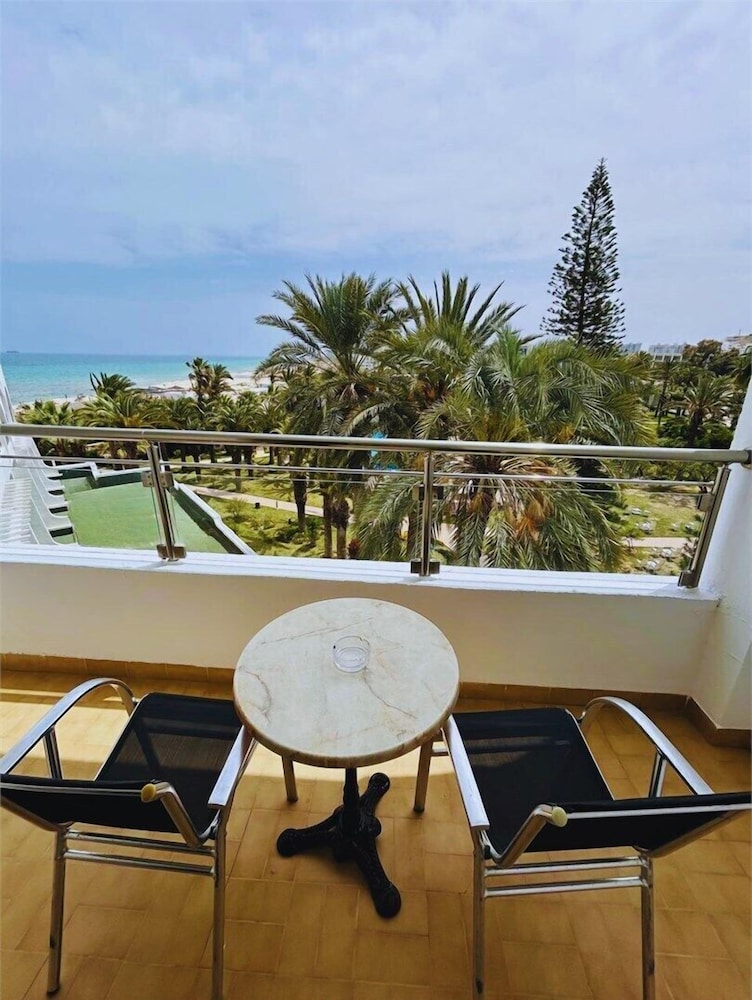Hotel Marhaba Beach — Beach in Sousse, Sousse