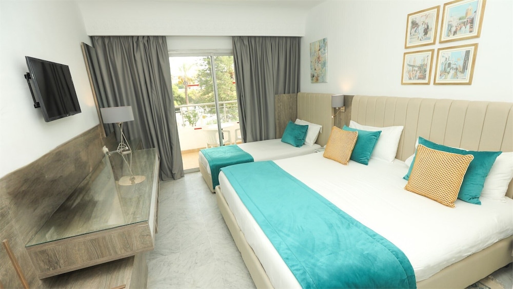Hotel Marhaba Beach — Hotel rooms in Sousse, Sousse