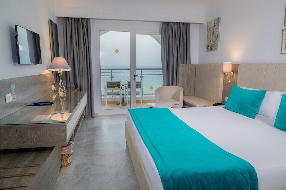Hotel Marhaba Beach — Hotel rooms in Sousse, Sousse