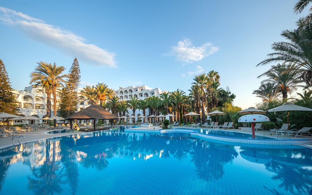 Hotel Marhaba Beach — Main photo in Sousse, Sousse