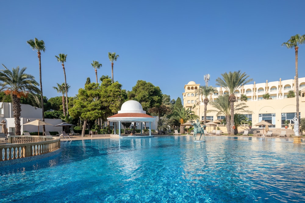 Steigenberger Marhaba Thalasso — Swimming pool in Hammamet, Nabeul