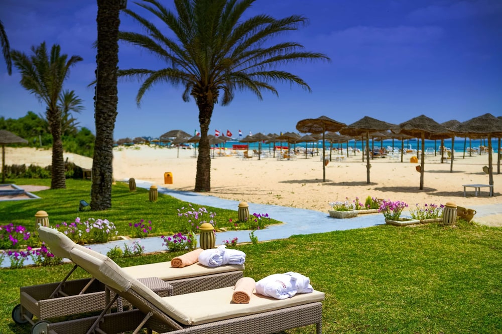 Steigenberger Marhaba Thalasso — Beach in Hammamet, Nabeul