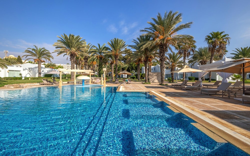 Steigenberger Marhaba Thalasso — Swimming pool in Hammamet, Nabeul