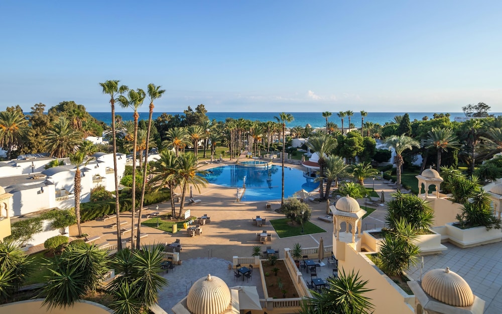 Steigenberger Marhaba Thalasso — Swimming pool in Hammamet, Nabeul