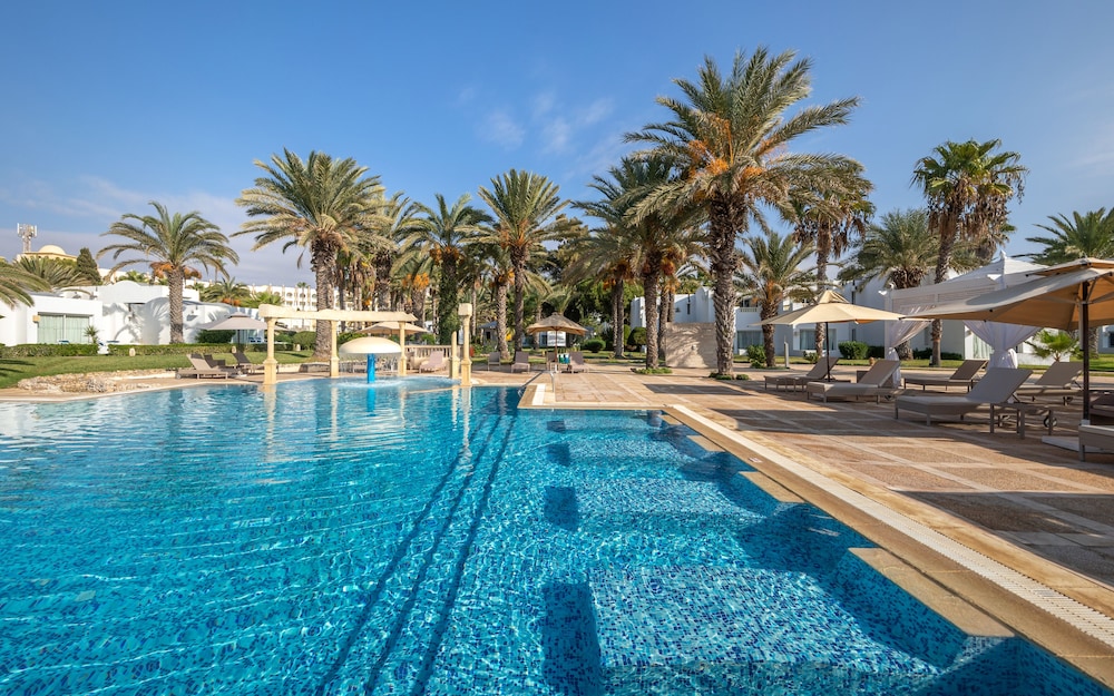 Steigenberger Marhaba Thalasso — Swimming pool in Hammamet, Nabeul