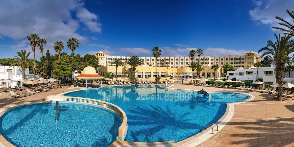 Steigenberger Marhaba Thalasso — Swimming pool in Hammamet, Nabeul