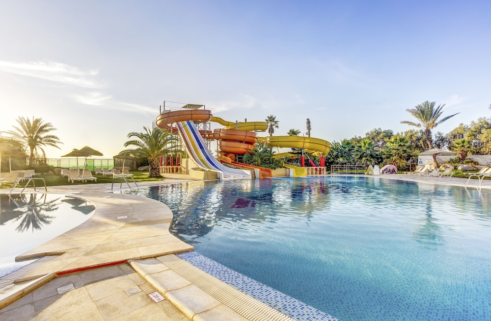 Magic Life Africana — Swimming pool in Hammamet, Nabeul