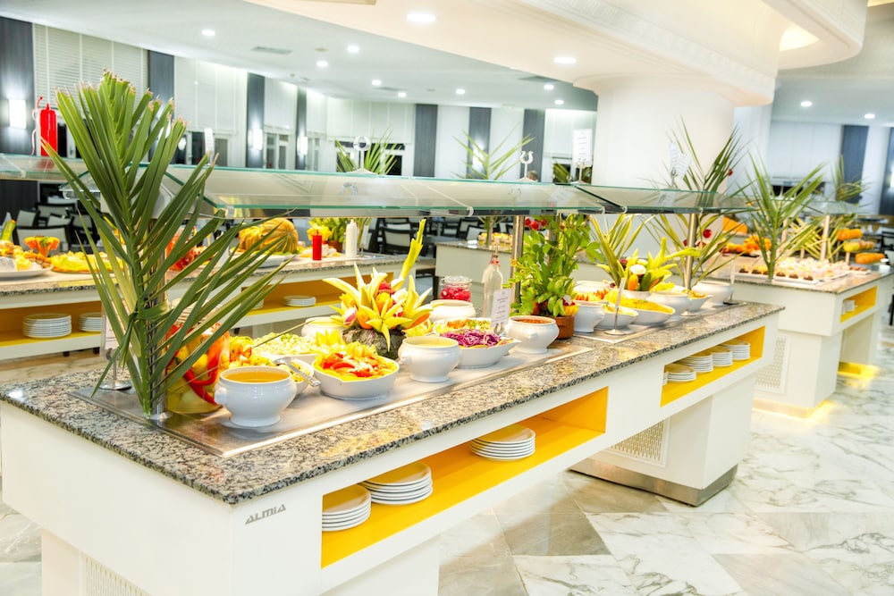 Marhaba Royal Salem — Restaurant & bars in Sousse, Sousse