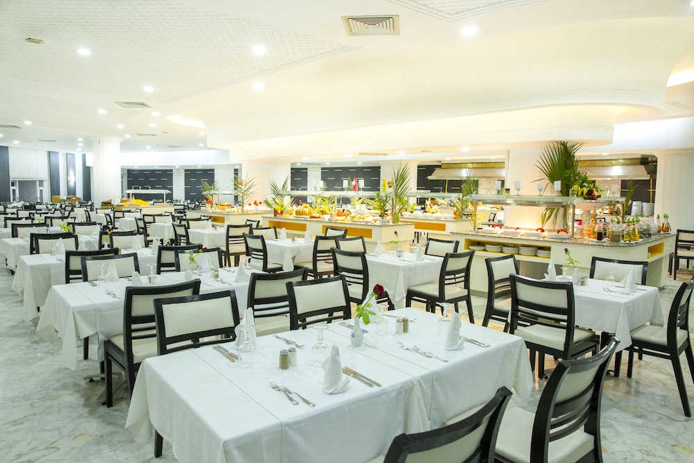 Marhaba Royal Salem — Restaurant & bars in Sousse, Sousse