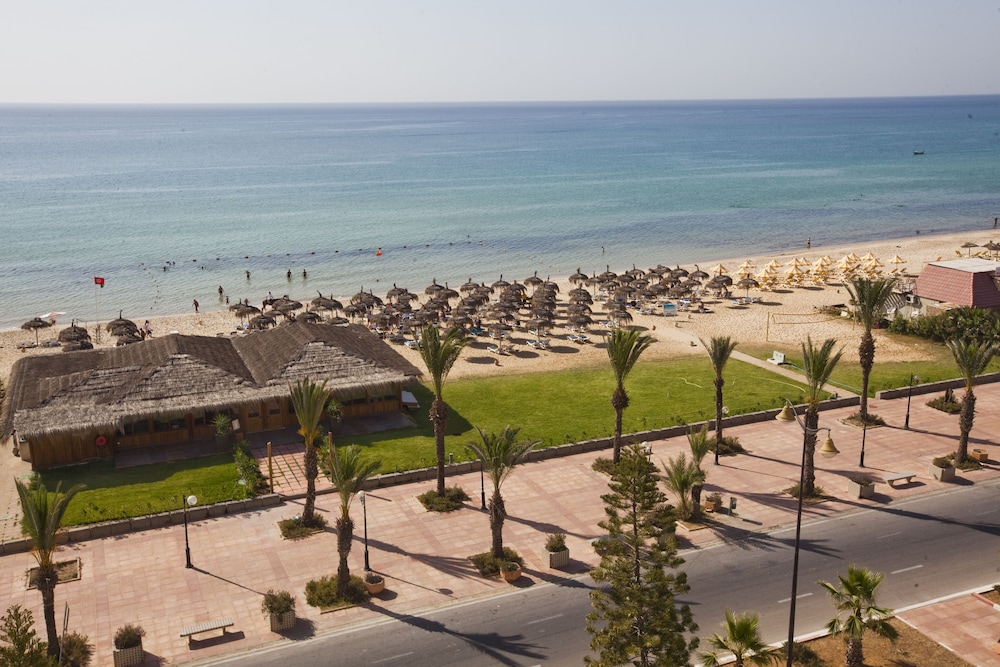 El Mouradi El Menzah — Beach in Hammamet, Nabeul