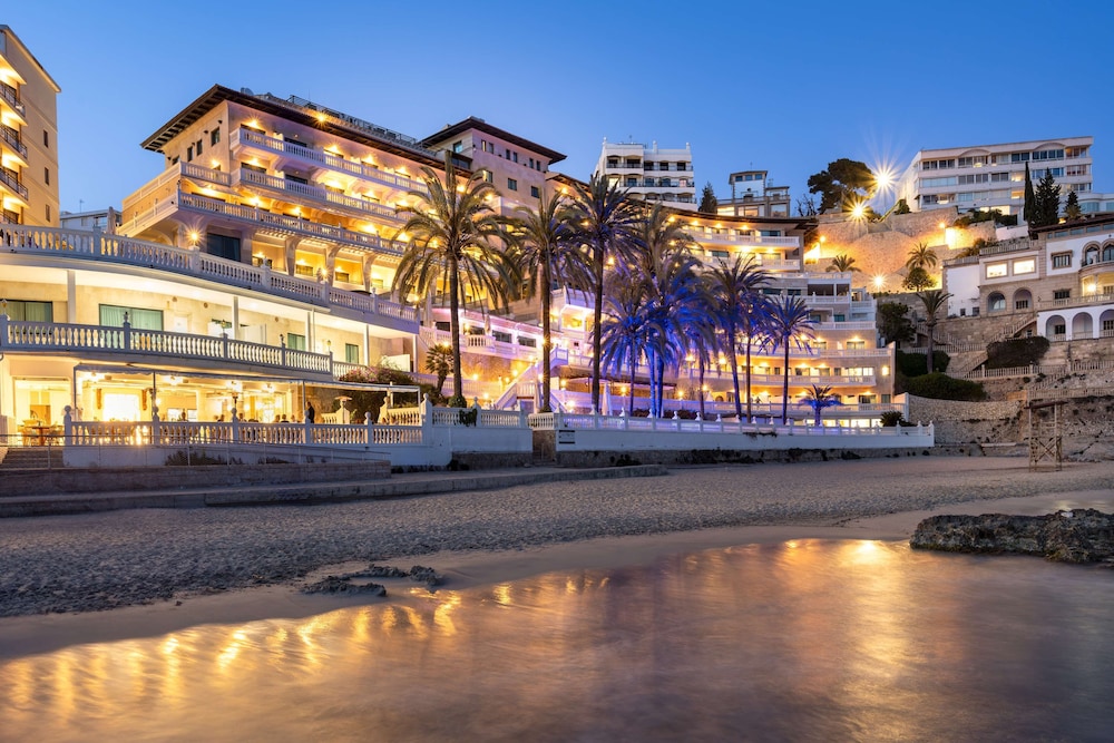 Nixe Palace Hotel — Beach in Palma de Mallorca, Balearic Islands