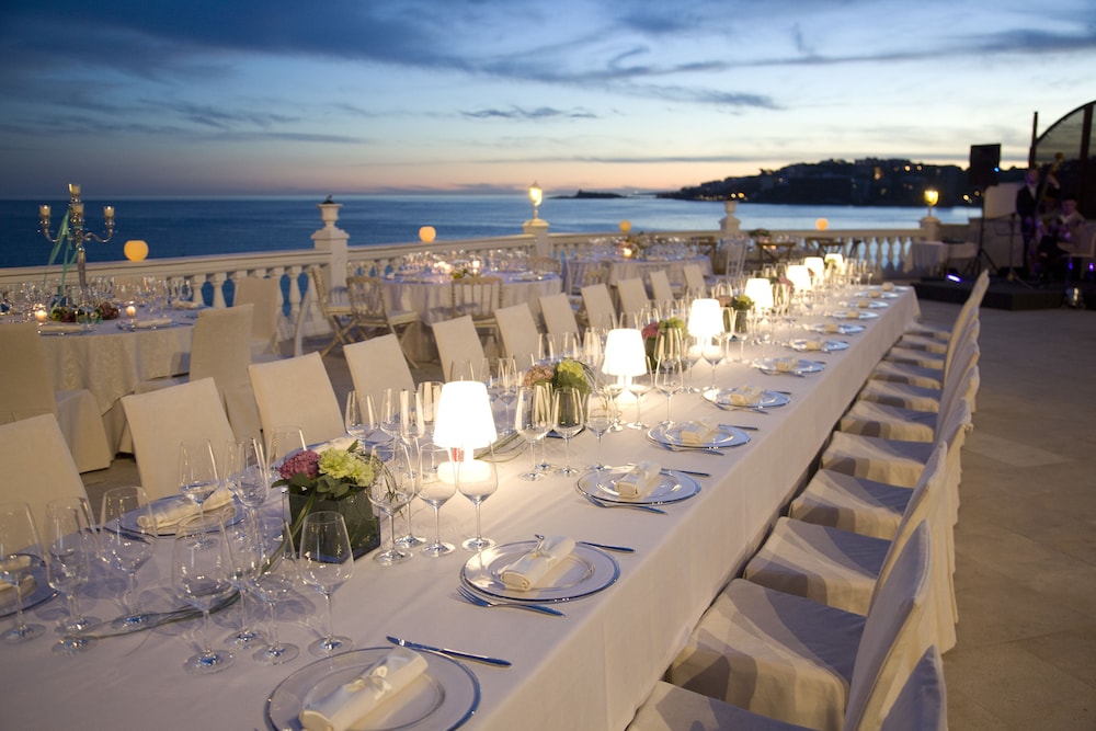 Nixe Palace Hotel — Restaurant & bars in Palma de Mallorca, Balearic Islands