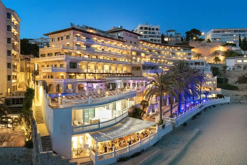 Nixe Palace Hotel — Hotel building in Palma de Mallorca, Balearic Islands
