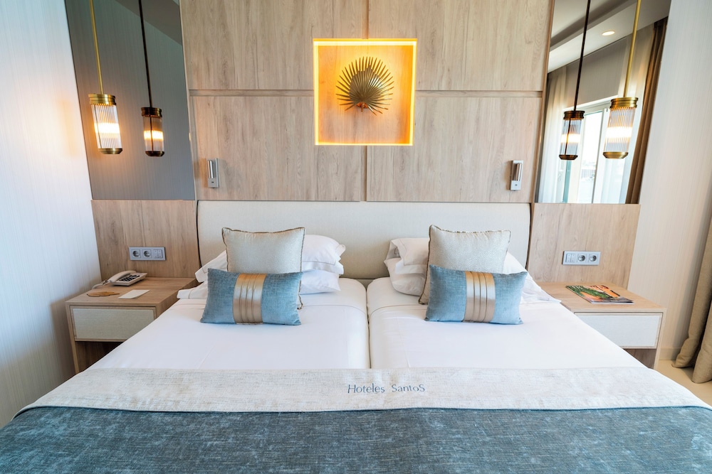 Nixe Palace Hotel — Hotel rooms in Palma de Mallorca, Balearic Islands