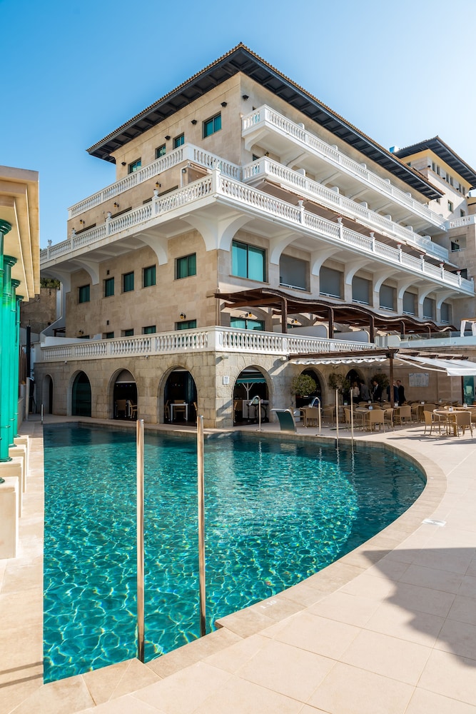 Nixe Palace Hotel — Hotel building in Palma de Mallorca, Balearic Islands