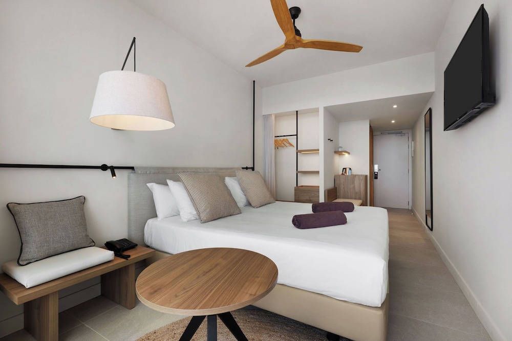 Hotel Inmood Aucanada - Adults Only — Hotel rooms in Alcudia, Balearic Islands