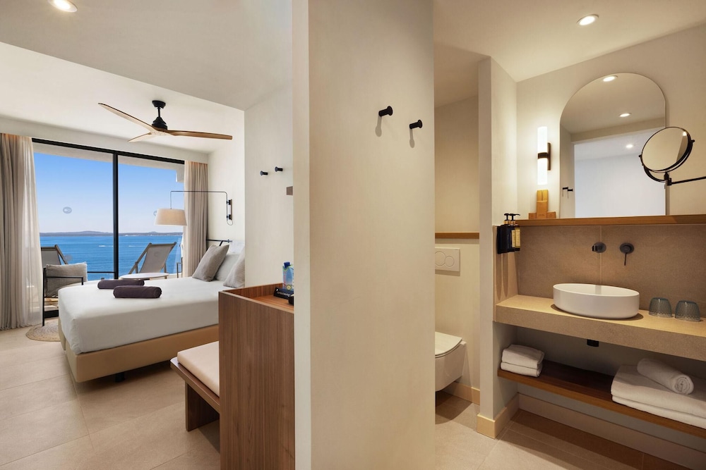 Hotel Inmood Aucanada - Adults Only — Hotel rooms in Alcudia, Balearic Islands