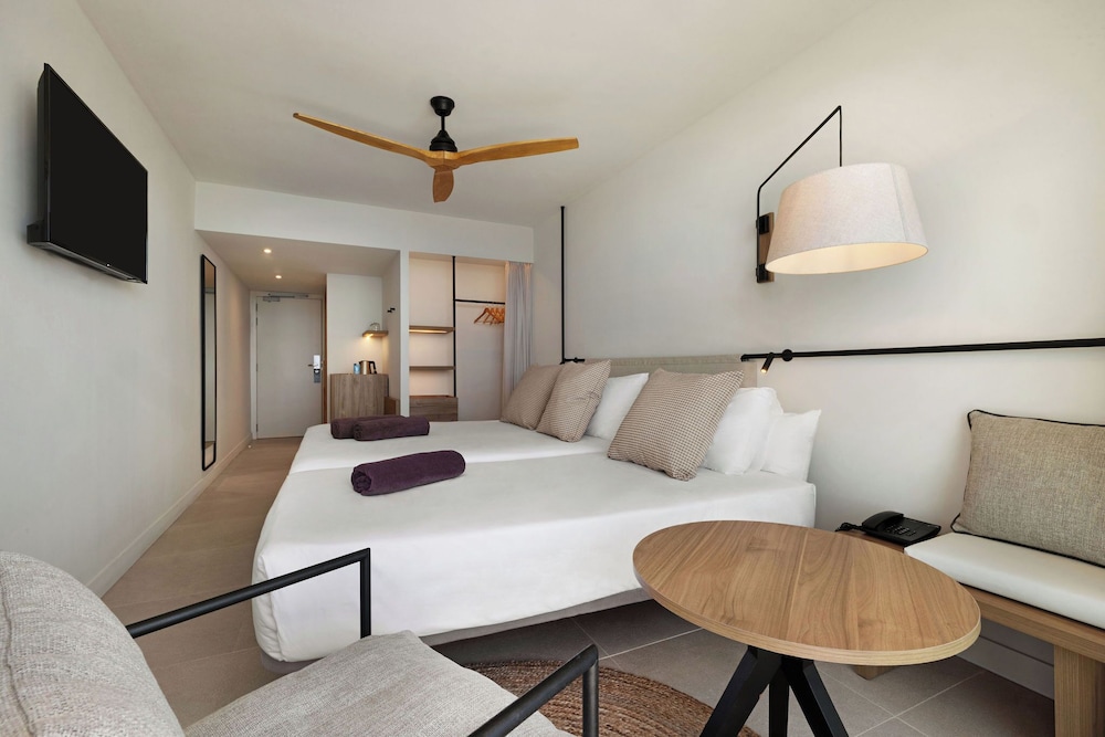 Hotel Inmood Aucanada - Adults Only — Hotel rooms in Alcudia, Balearic Islands