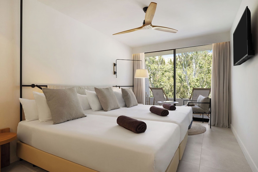Hotel Inmood Aucanada - Adults Only — Hotel rooms in Alcudia, Balearic Islands