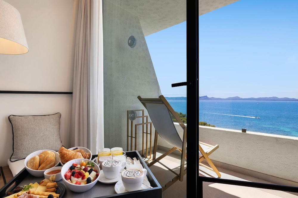 Hotel Inmood Aucanada - Adults Only — Hotel rooms in Alcudia, Balearic Islands