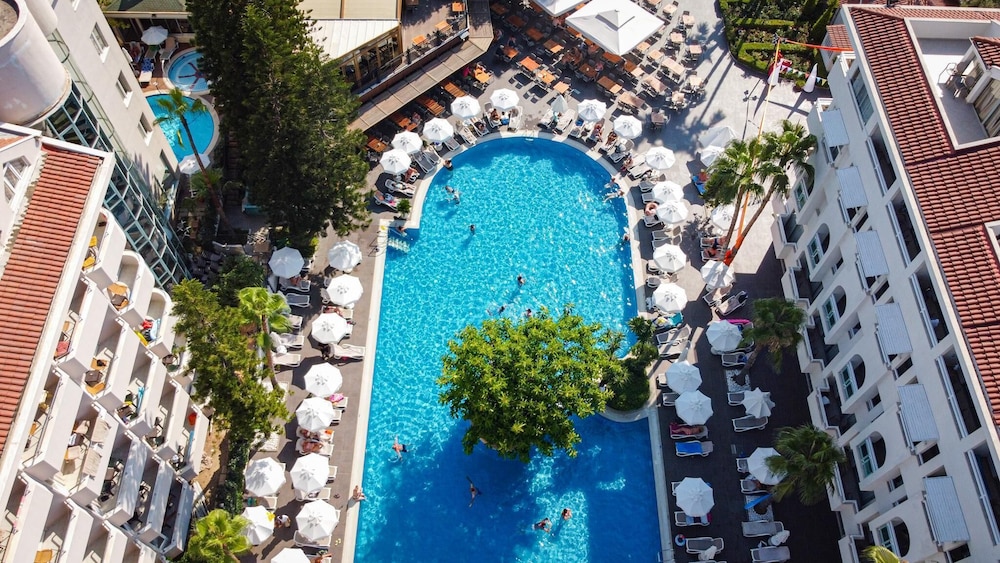 Side Star Beach Hotel - Ultra All Inclusive — Swimming pool in Side