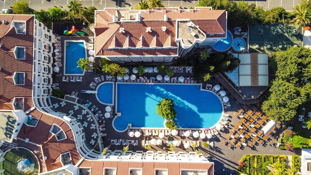 Side Star Beach Hotel - Ultra All Inclusive — Swimming pool in Side