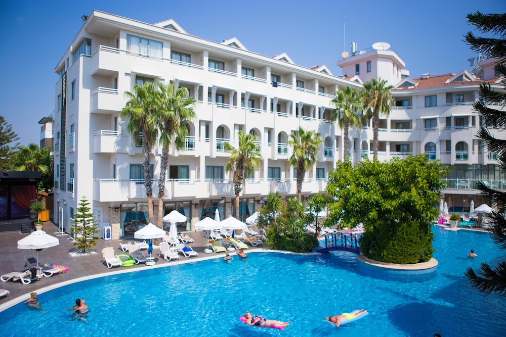 Side Star Beach Hotel - Ultra All Inclusive — Swimming pool in Side