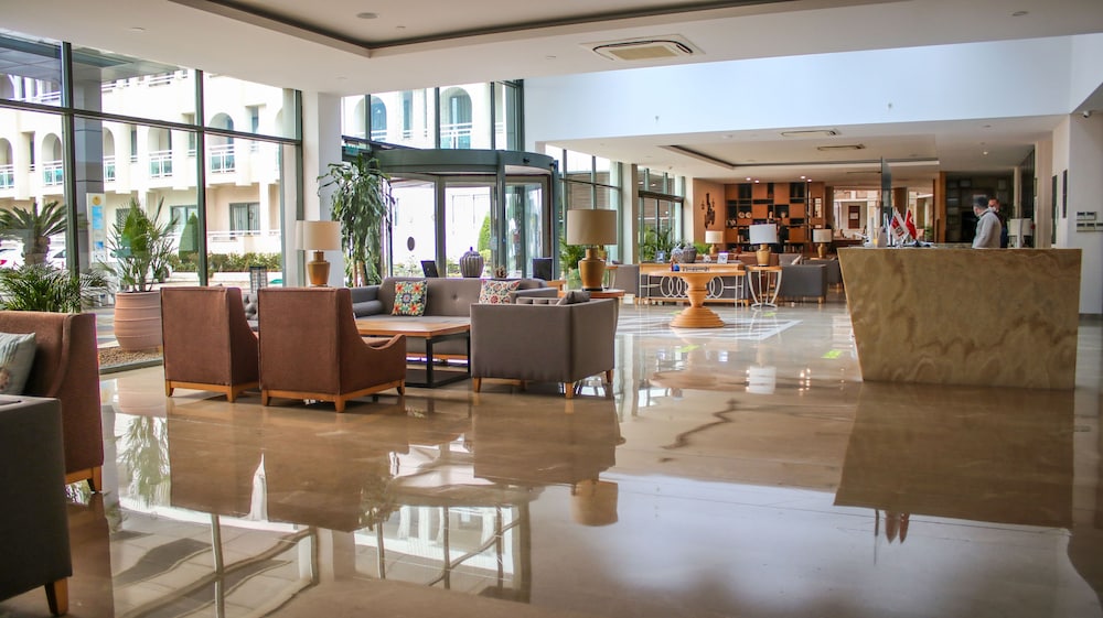 Side Star Beach Hotel - Ultra All Inclusive — Hotel building in Side