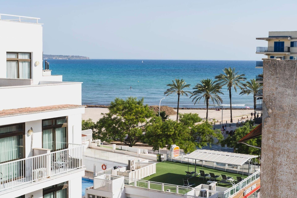 Hotel Amic Miraflores — Beach in Playa de Palma, Balearic Islands
