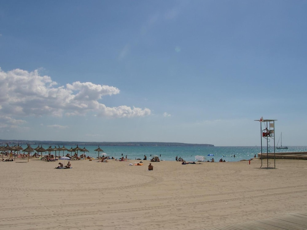 Hotel Amic Miraflores — Beach in Playa de Palma, Balearic Islands
