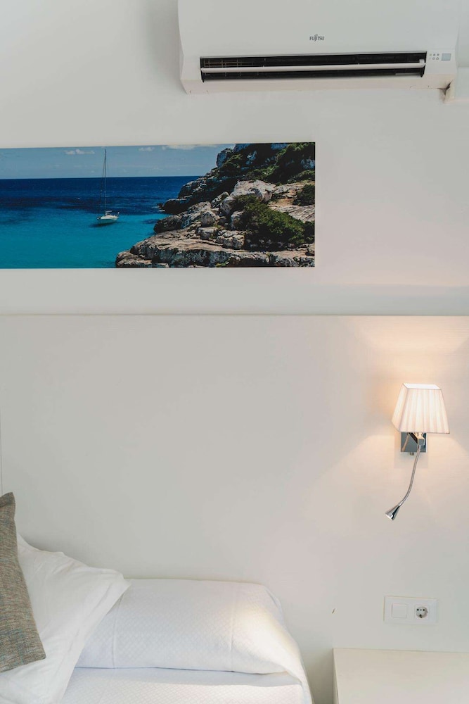 Hotel Amic Miraflores — Hotel rooms in Playa de Palma, Balearic Islands