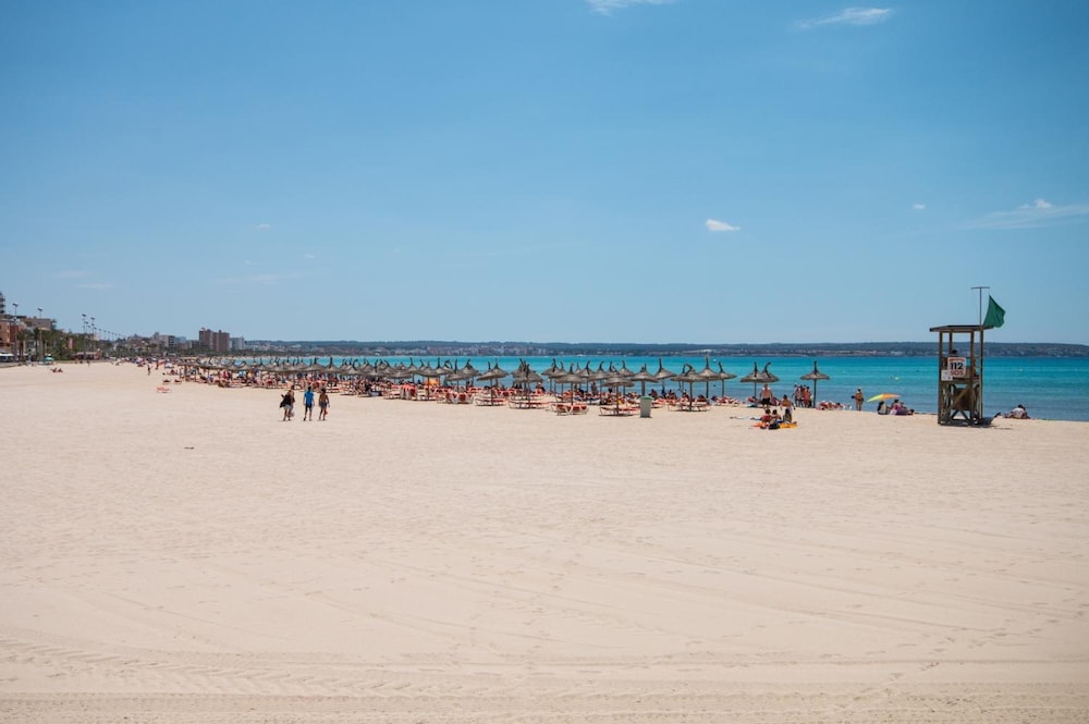 Hotel Amic Miraflores — Beach in Playa de Palma, Balearic Islands