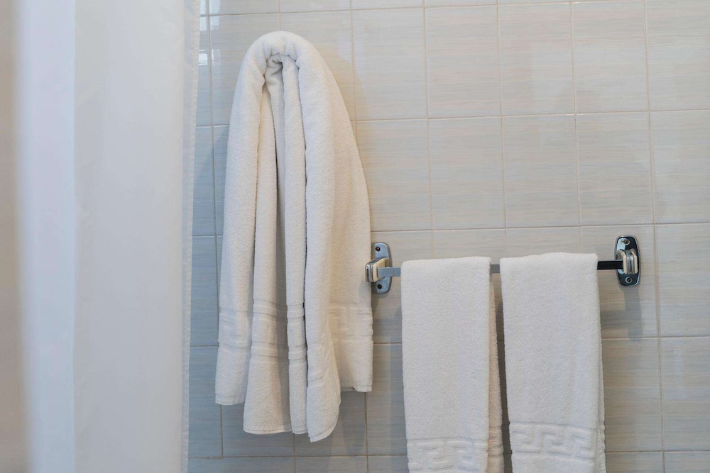 Hotel Amic Miraflores — Hotel rooms in Playa de Palma, Balearic Islands