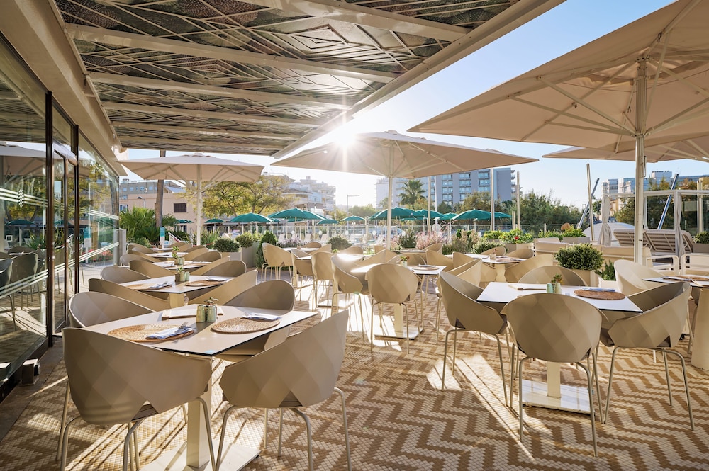 AluaSoul Palma -Adults Only - Hyatt Inclusive Collection — Restaurant & bars in Playa de Palma, Balearic Islands