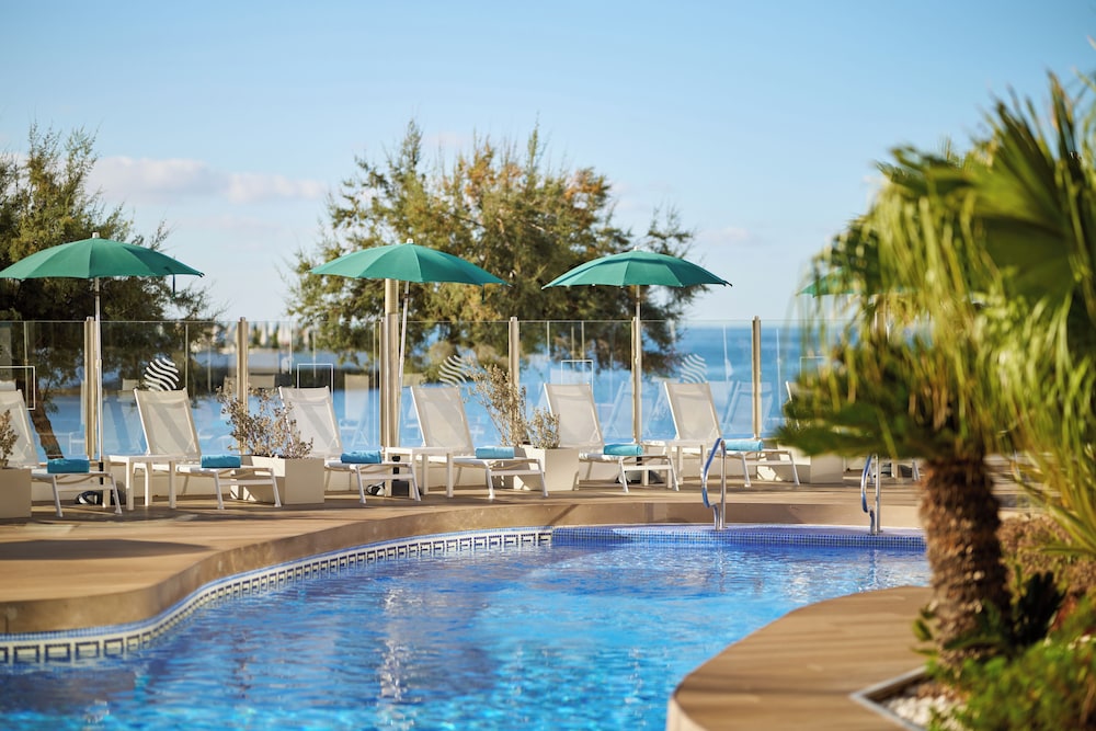 AluaSoul Palma -Adults Only - Hyatt Inclusive Collection — Swimming pool in Playa de Palma, Balearic Islands