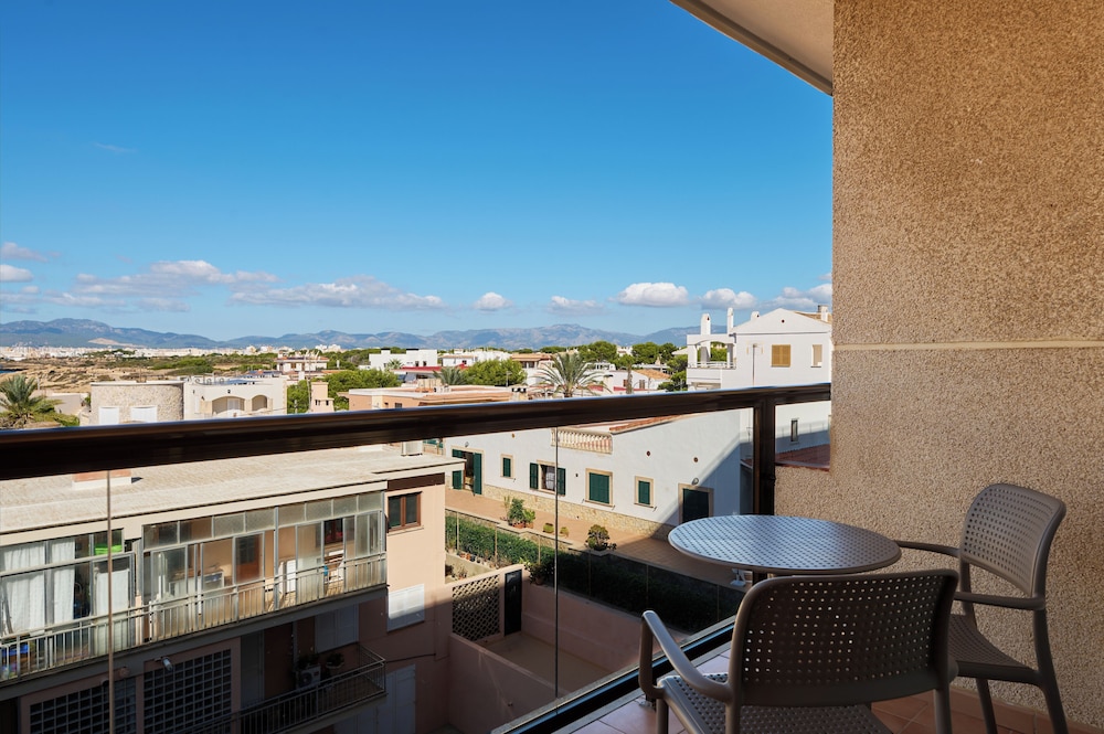 AluaSoul Palma -Adults Only - Hyatt Inclusive Collection — Attractions in the area in Playa de Palma, Balearic Islands