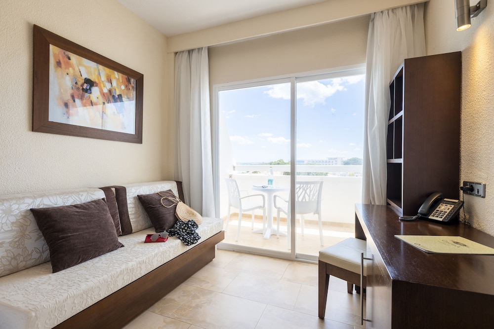 Hotel Condesa Mallorca — Hotel rooms in Alcudia, Balearic Islands