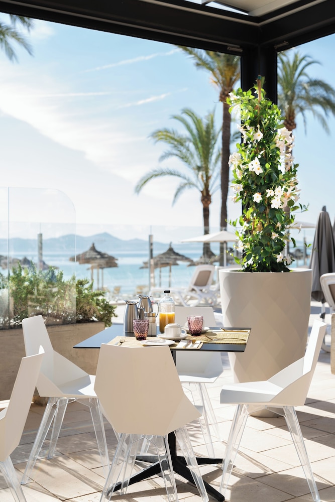 Hotel Condesa Mallorca — Restaurant & bars in Alcudia, Balearic Islands