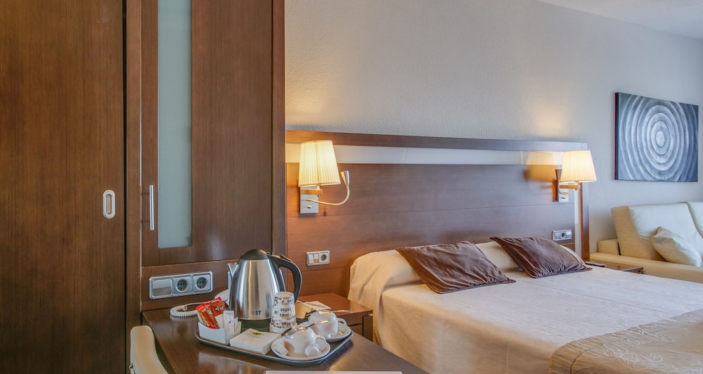 Hotel Condesa Mallorca — Hotel rooms in Alcudia, Balearic Islands