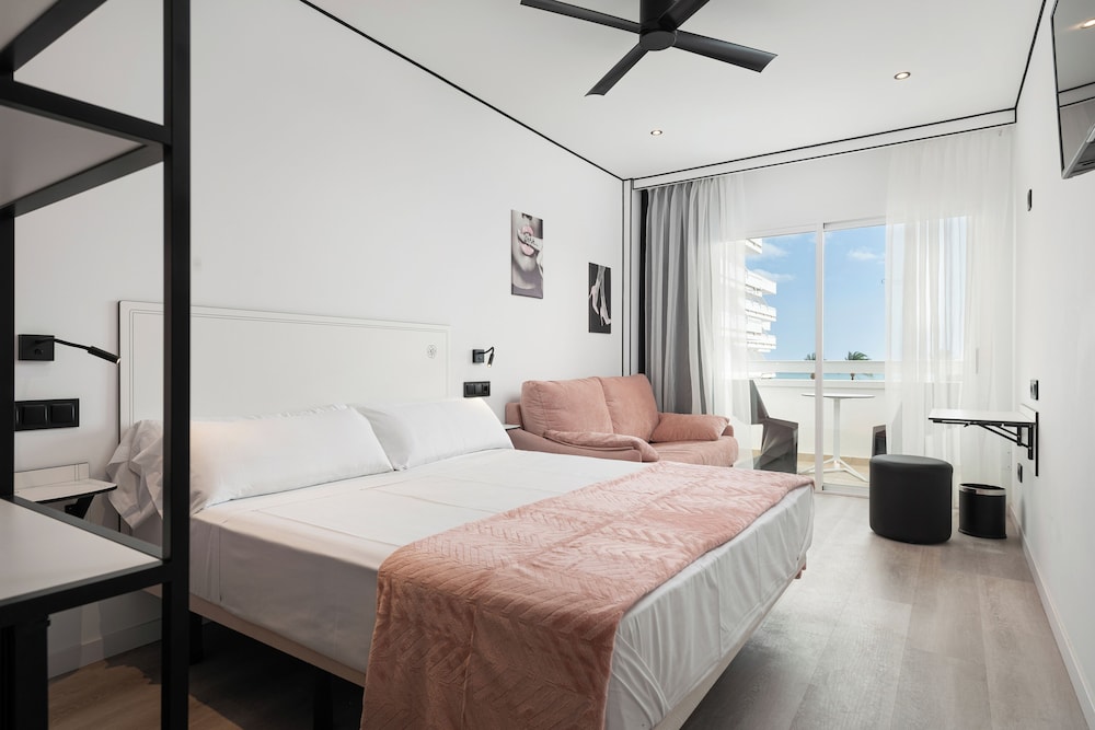 Hotel Condesa Mallorca — Hotel rooms in Alcudia, Balearic Islands