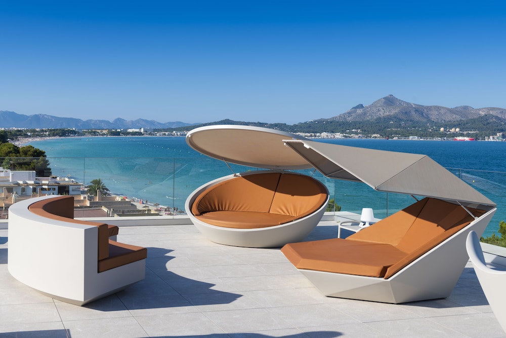 Hotel Condesa Mallorca — Beach in Alcudia, Balearic Islands