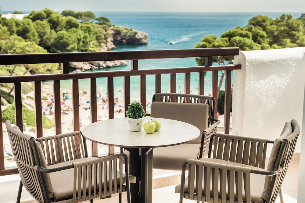 Inturotel Esmeralda Park — Beach in Cala d´Or, Balearic Islands