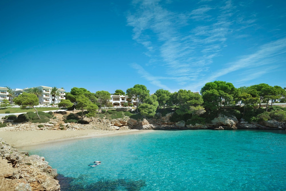 Inturotel Esmeralda Park — Beach in Cala d´Or, Balearic Islands
