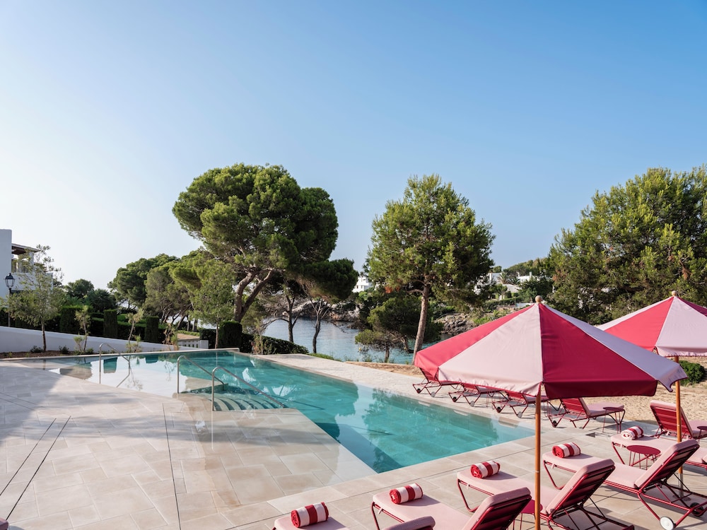 Inturotel Esmeralda Park — Swimming pool in Cala d´Or, Balearic Islands