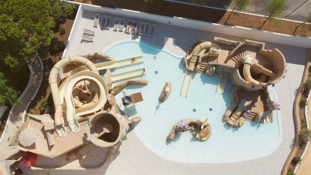 Inturotel Esmeralda Park — Swimming pool in Cala d´Or, Balearic Islands